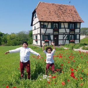 Meet your Posher, Luis